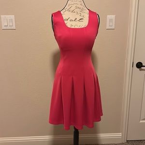 Boston proper size 6 hidden zipper on side